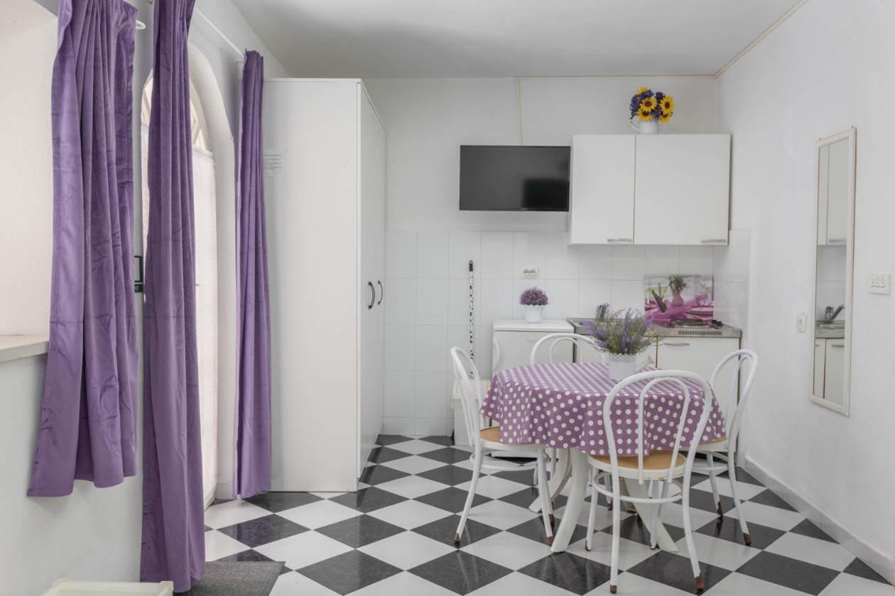 Apartmani Marija Подгора Екстериор снимка