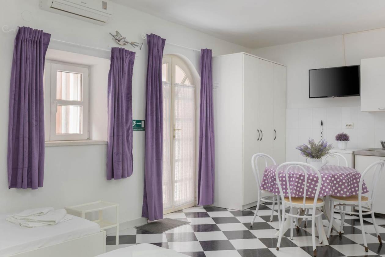 Apartmani Marija Подгора Екстериор снимка
