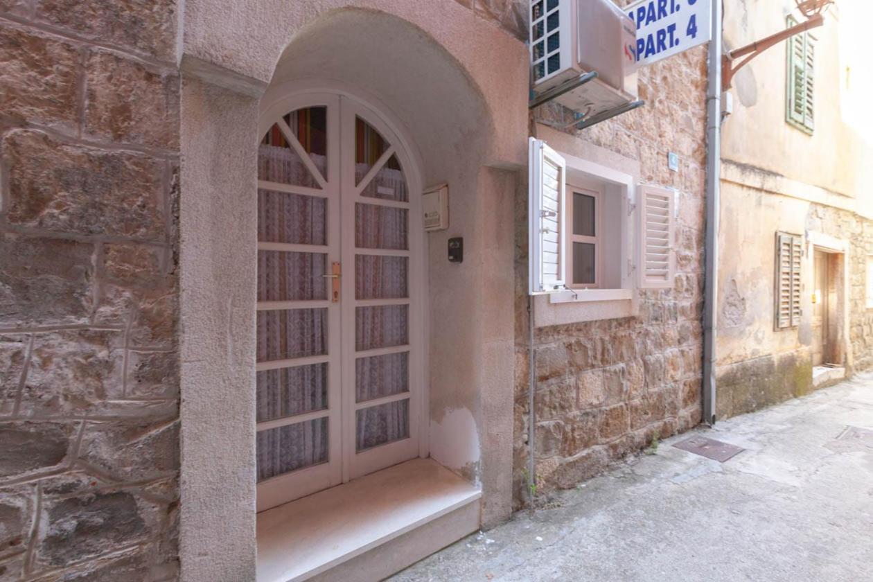 Apartmani Marija Подгора Екстериор снимка