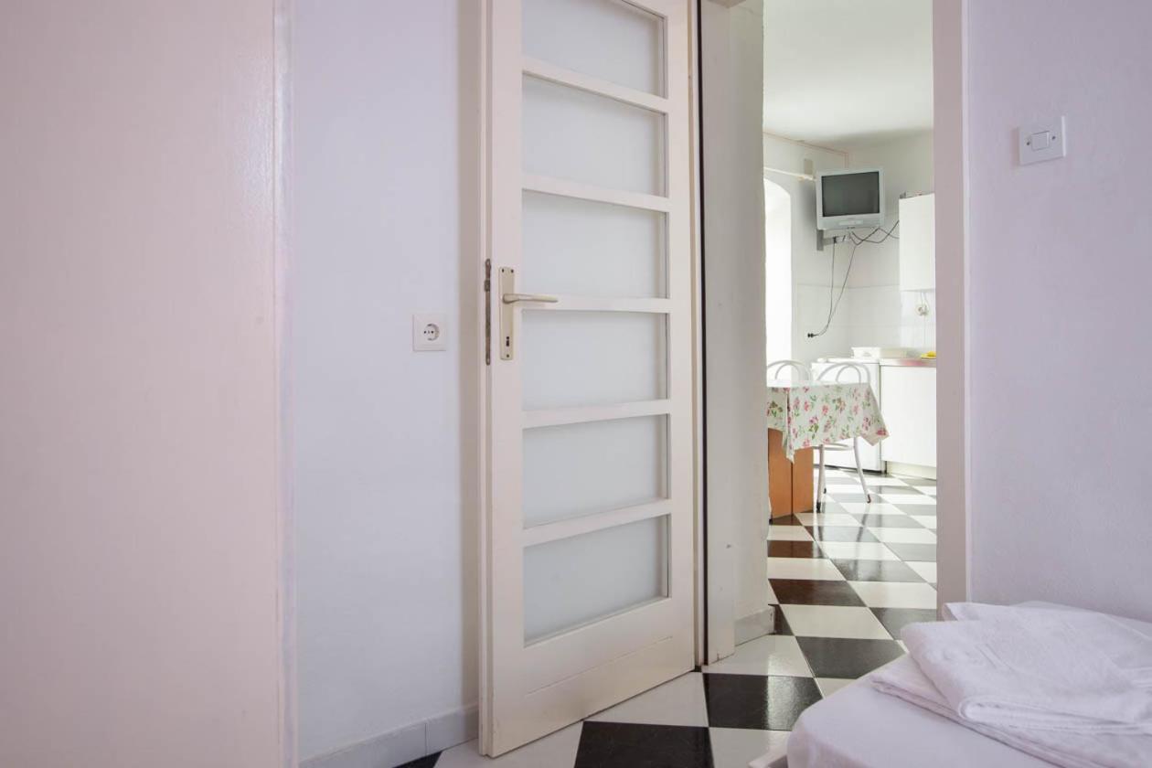 Apartmani Marija Подгора Екстериор снимка
